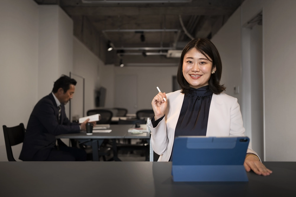 business-woman-working